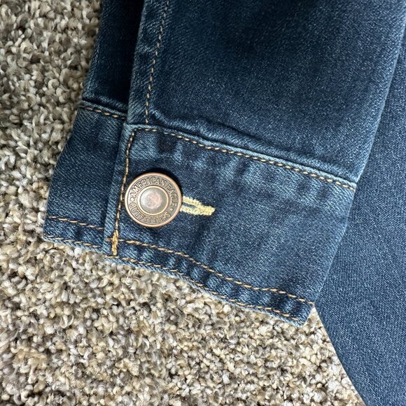 American Eagle cropped denim jean jacket boyfriend fit Medium - Picture 4 of 9